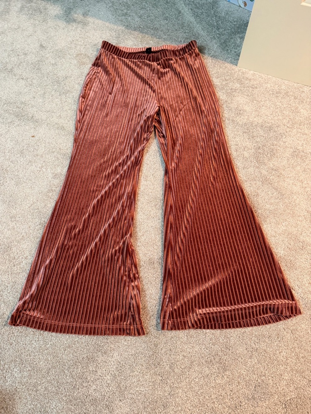 Velvet/Shear Ribbed Flare Pants